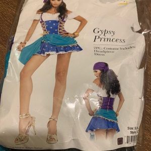 Halloween costumes new